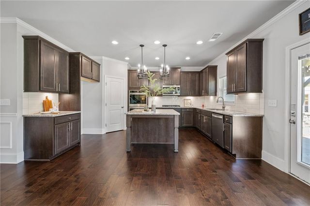 6780 Rambling Vale, Cumming, GA 30028