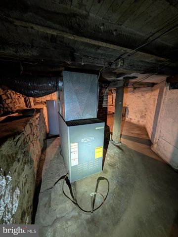 2086 PENNINGTON RD, Warriors Mark, PA 16877