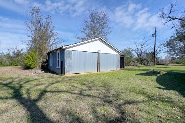 1232 County Road 1805, Crockett, TX 75835