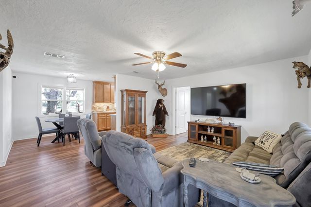 1232 County Road 1805, Crockett, TX 75835