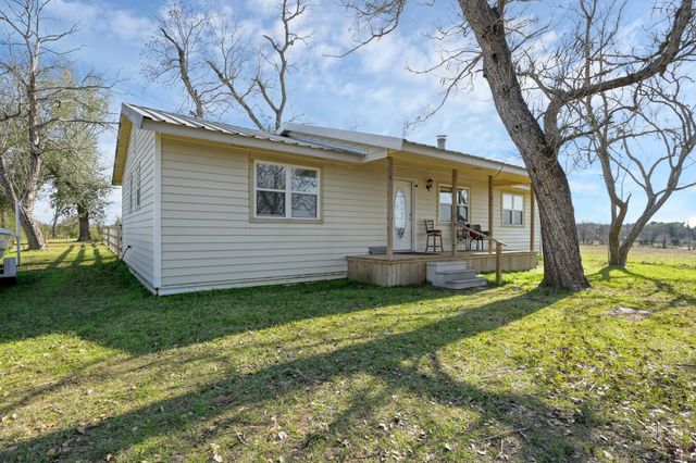 1232 County Road 1805, Crockett, TX 75835
