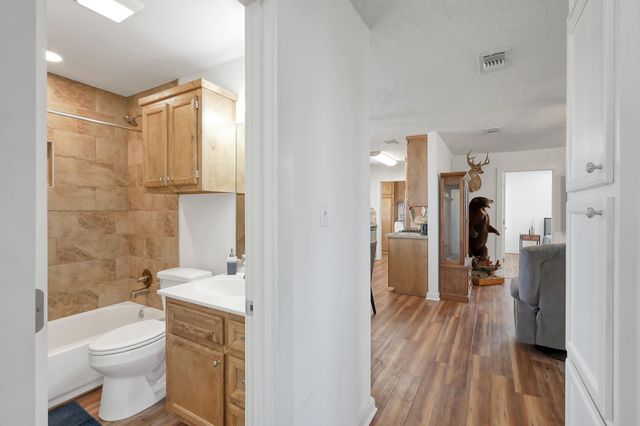 1232 County Road 1805, Crockett, TX 75835