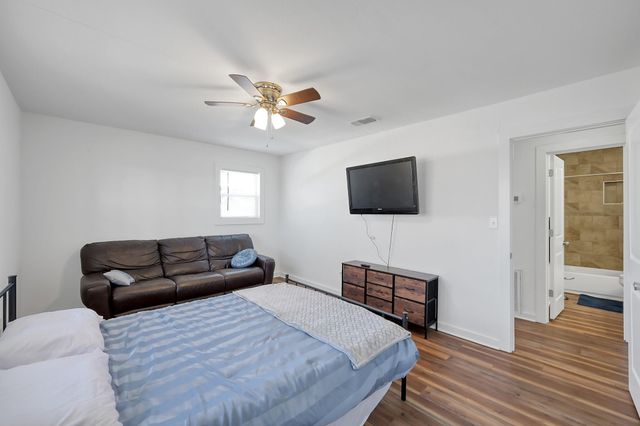 1232 County Road 1805, Crockett, TX 75835