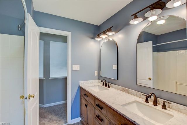 615 Madera RD, Chesapeake, VA 23322