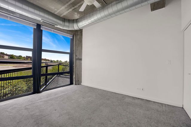 1071 W 15TH Street 314, Chicago, IL 60608