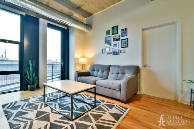 1071 W 15TH Street 314, Chicago, IL 60608