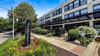 1071 W 15TH Street 314, Chicago, IL 60608