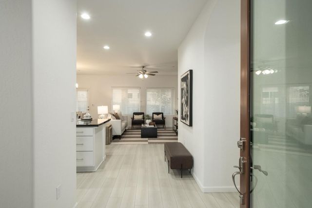 1449 Crimson Way, Dinuba, CA 93618