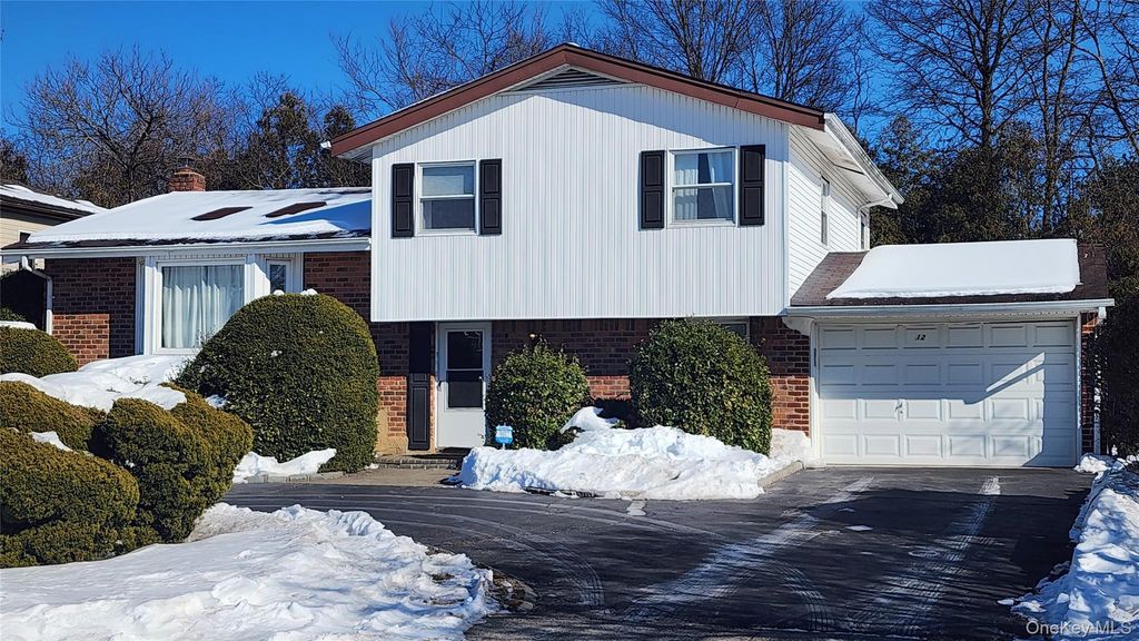 12 Warren Lane, Jericho, NY 11753