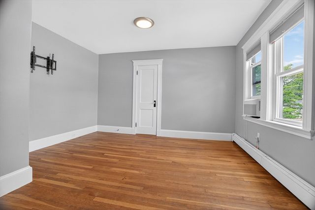 115 Fenno St, Quincy, MA 02170