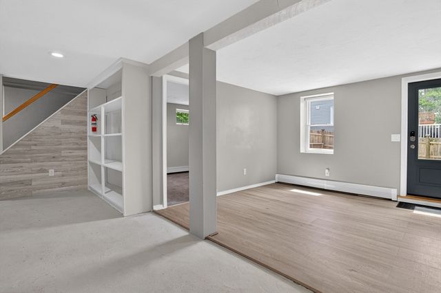 115 Fenno St, Quincy, MA 02170