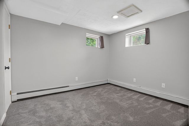 115 Fenno St, Quincy, MA 02170