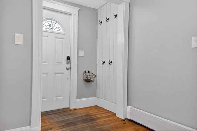 115 Fenno St, Quincy, MA 02170