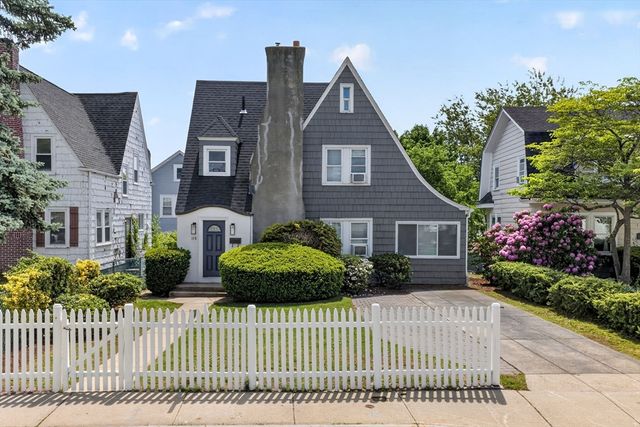 115 Fenno St, Quincy, MA 02170