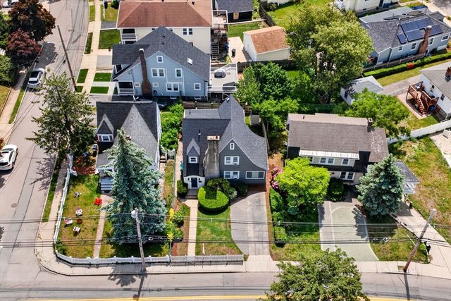 115 Fenno St, Quincy, MA 02170