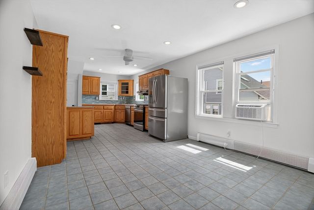 115 Fenno St, Quincy, MA 02170