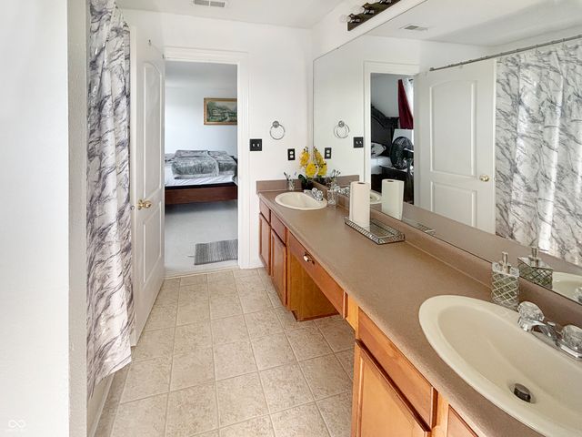 1678 Juniper Lane, Greenwood, IN 46143