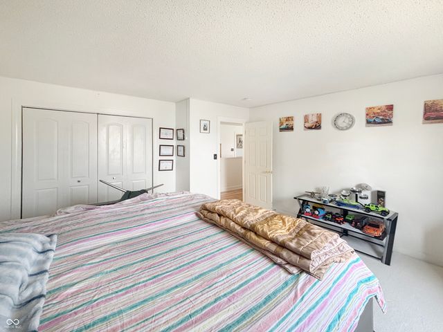 1678 Juniper Lane, Greenwood, IN 46143