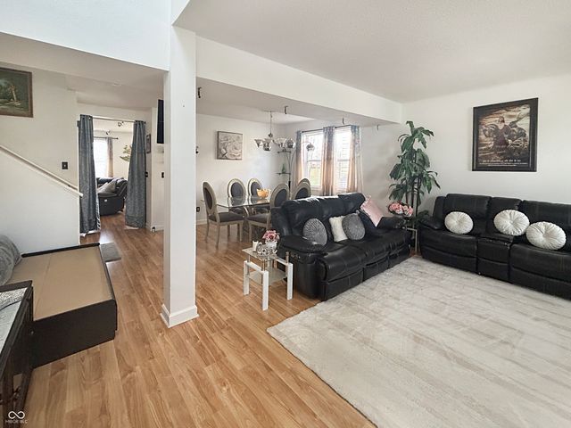 1678 Juniper Lane, Greenwood, IN 46143