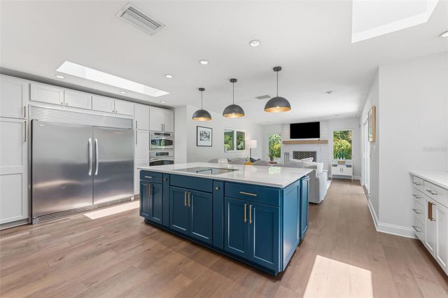 4096 38TH STREET S, St Petersburg, FL 33711