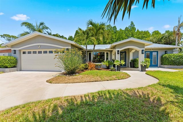 4096 38TH STREET S, St Petersburg, FL 33711