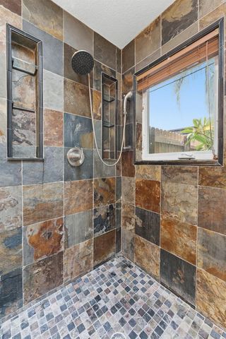 4096 38TH STREET S, St Petersburg, FL 33711