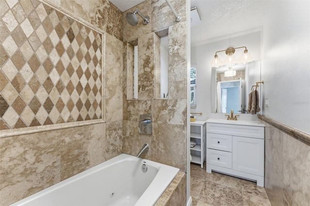 4096 38TH STREET S, St Petersburg, FL 33711