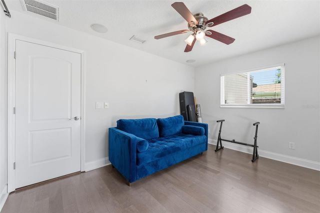4096 38TH STREET S, St Petersburg, FL 33711