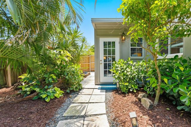 4096 38TH STREET S, St Petersburg, FL 33711