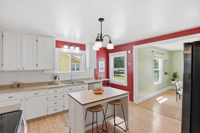 18 W 31ST Ave, Spokane, WA 99203