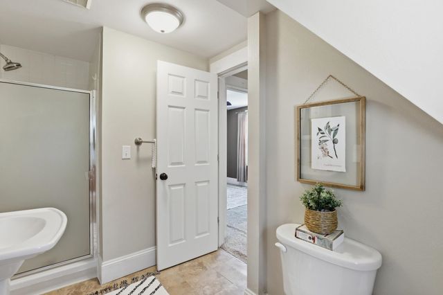 18 W 31ST Ave, Spokane, WA 99203