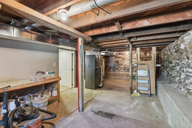 18 W 31ST Ave, Spokane, WA 99203