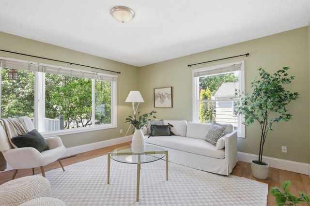 18 W 31ST Ave, Spokane, WA 99203