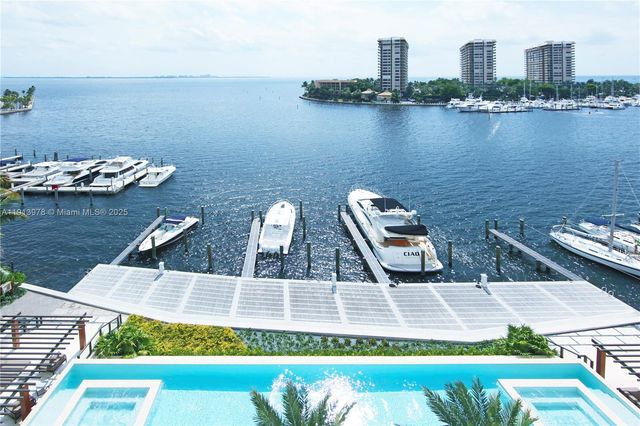 3554 W Glencoe St, Miami, FL 33133