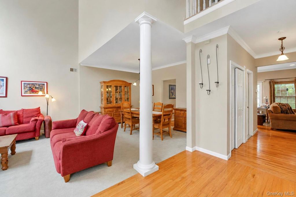 3 Arielle Court, Hauppauge, NY 11749 — photo 3