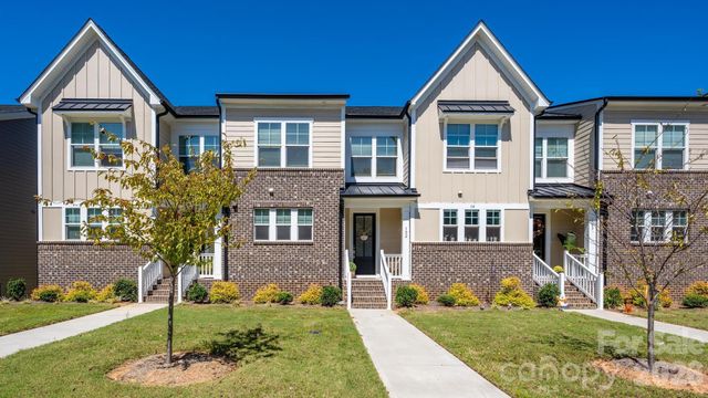 114 Glencoe Lane 102, Mooresville, NC 28117
