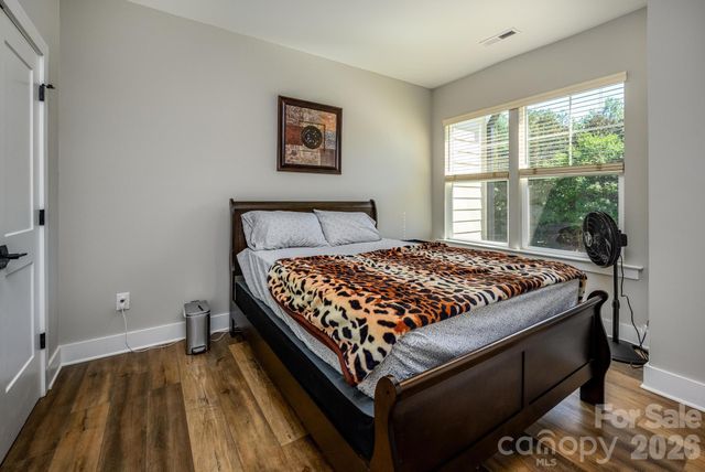 114 Glencoe Lane 102, Mooresville, NC 28117