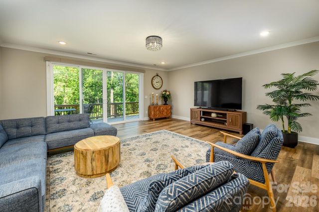 114 Glencoe Lane 102, Mooresville, NC 28117
