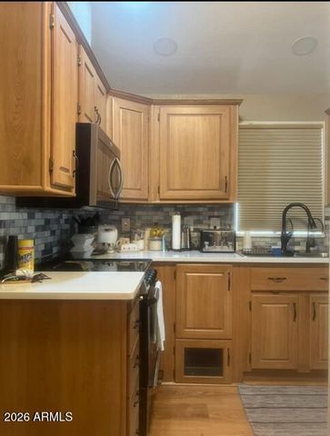 400 N PLAZA Drive 8, Apache Junction, AZ 85120