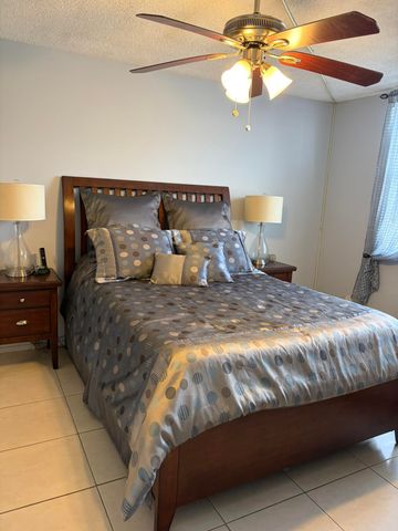 2649 NW 48th Terrace 340, Lauderdale Lakes, FL 33313