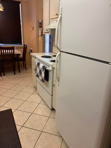 2649 NW 48th Terrace 340, Lauderdale Lakes, FL 33313