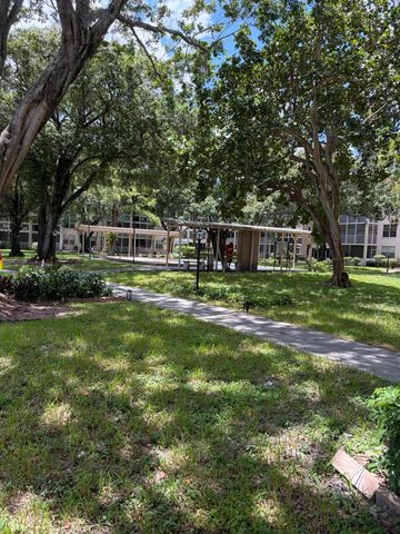 2649 NW 48th Terrace 340, Lauderdale Lakes, FL 33313