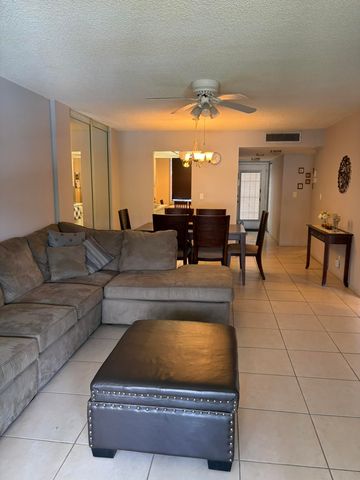 2649 NW 48th Terrace 340, Lauderdale Lakes, FL 33313