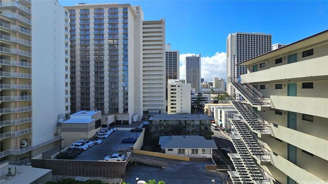 134 Kapahulu Avenue 802, Honolulu, HI 96815