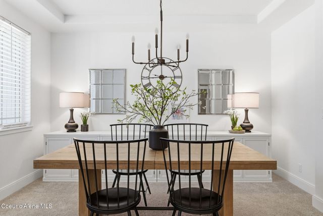 11565 N Emerald DR, Hayden, ID 83835