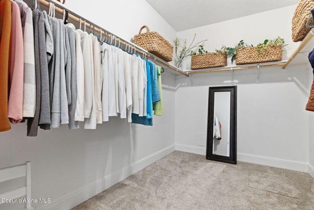 11565 N Emerald DR, Hayden, ID 83835