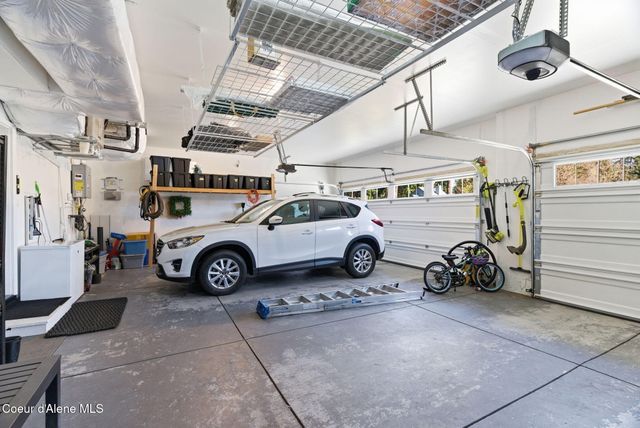 11565 N Emerald DR, Hayden, ID 83835