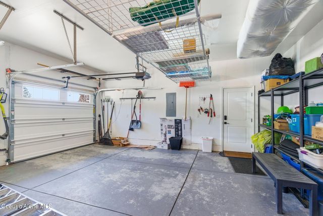 11565 N Emerald DR, Hayden, ID 83835