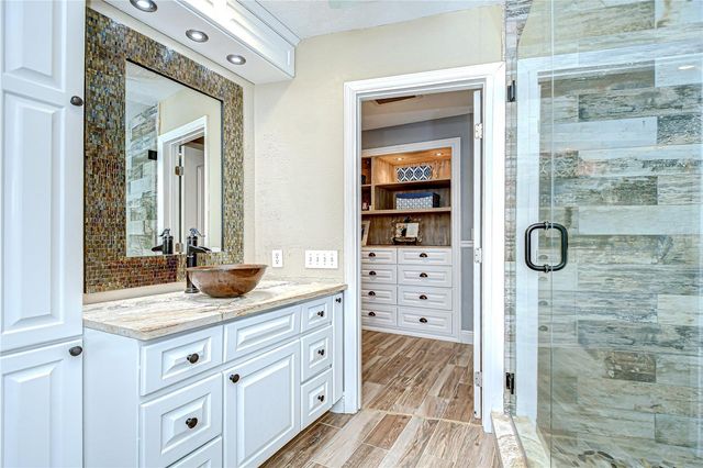 13522 AVISTA DRIVE, Tampa, FL 33624