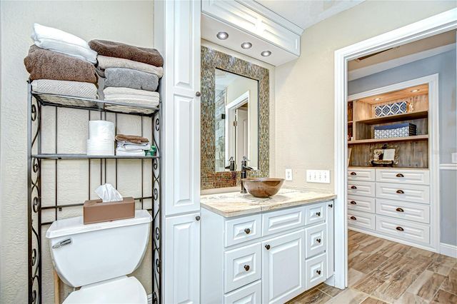 13522 AVISTA DRIVE, Tampa, FL 33624